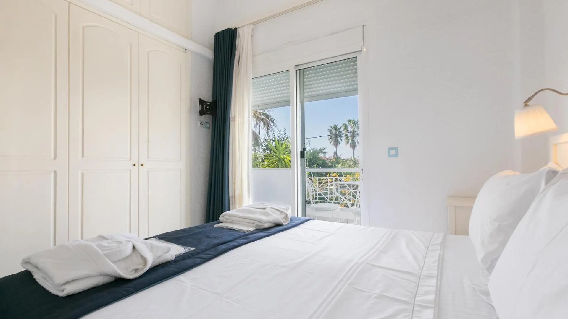 Holiday home Delmare Crystals Vacances Maison Skala Fourkas